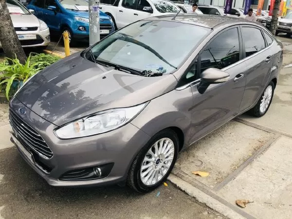 Ford Fiesta Titanium 1.5L AT