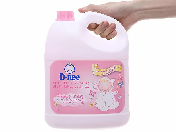 Nước xả vải Dnee