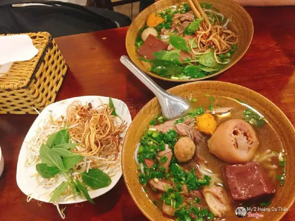 Bún bò Huế - Ngự Uyển
