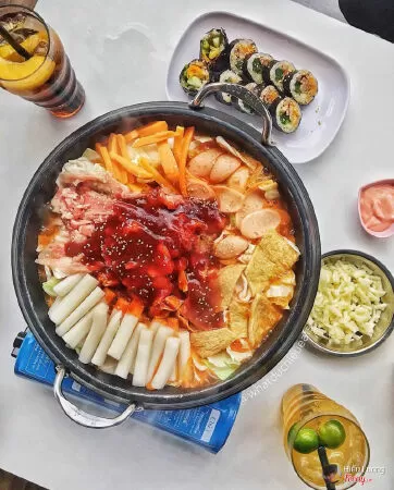 Maru Korean food & Dessert