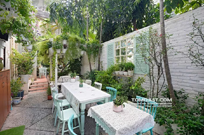 P.House Cafe