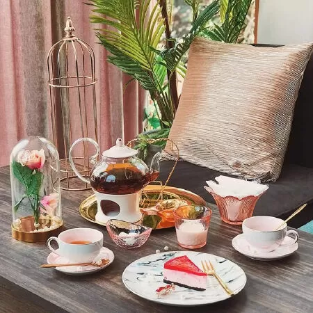 Róses Teahouse