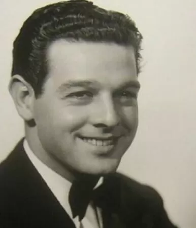 Robert Lowery