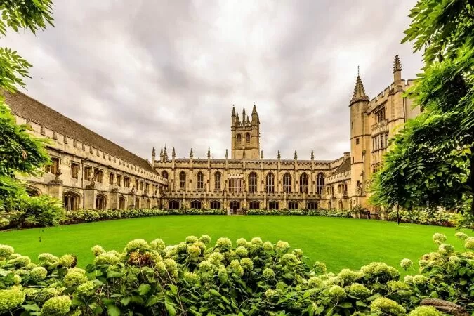 Đại học Oxford - Vương Quốc Anh