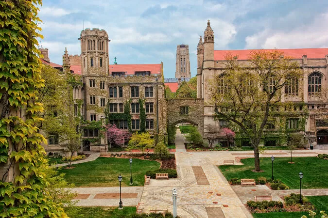 Đại học Chicago - Hoa Kỳ