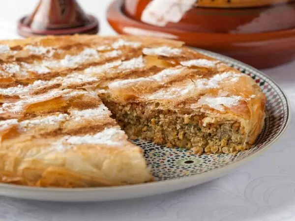 Món B'stilla (Pastilla) ở Maroc