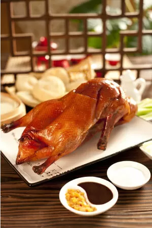 Món Vịt quay Bắc Kinh nổi tiếng của Trung Quốc