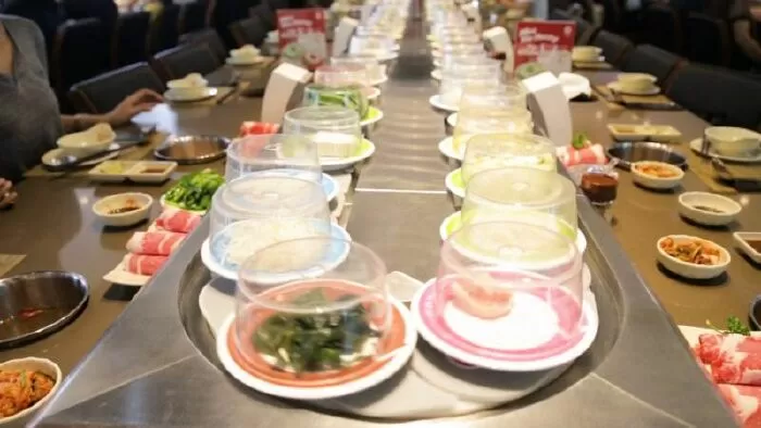 Lẩu Băng Chuyền Kichi Kichi