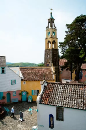 Làng Portmeirion, thuộc quận Gwynedd, xứ Wales
