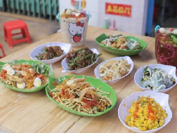 Bánh tráng trộn Thúy Hằng