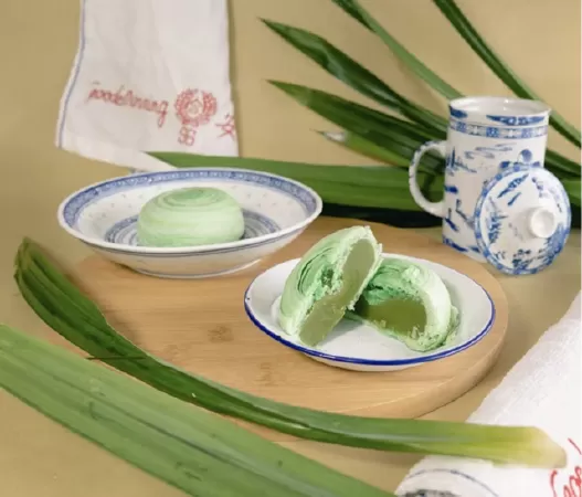 Bánh trung thu xoắn ốc vỏ hương lá dứa