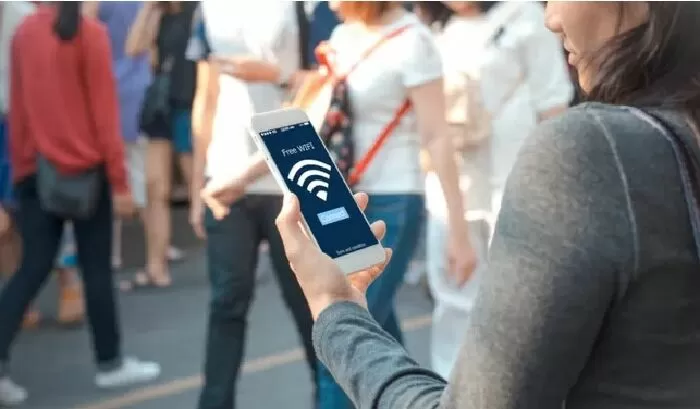 Sử dụng Wifi công cộng