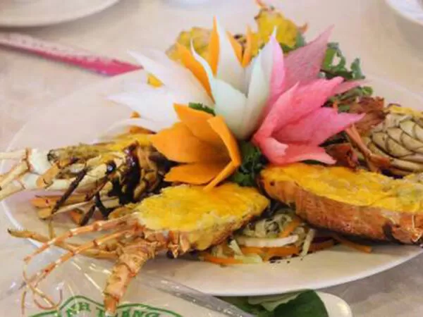 Nhà hàng Làng Chài