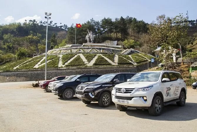 Cho thuê xê tự lái- Công ty TNHH dịch vụ du lịch vận tải Tấn An Gia