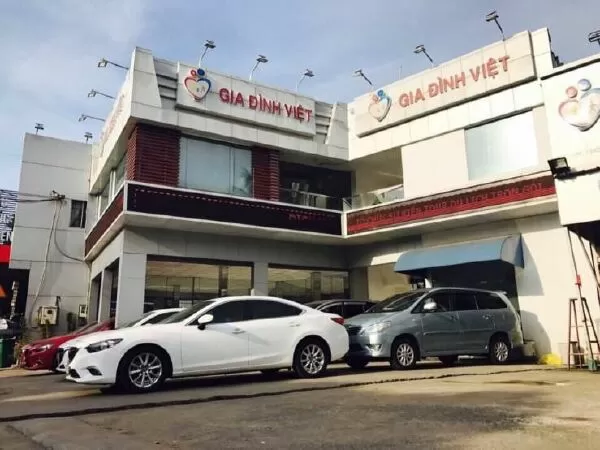 Cho thuê xe tự lái- Gia Đình Việt