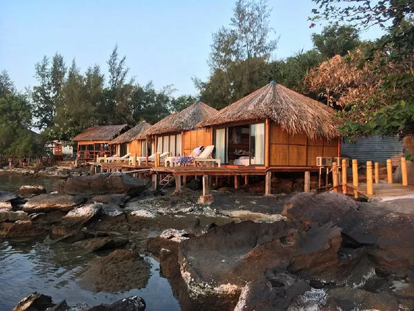 Hòn Dăm Island Hideaway