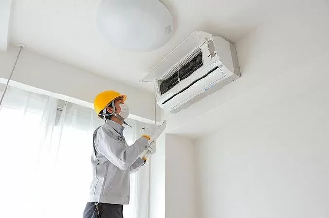 Dịch vụ vệ sinh máy lạnh Hùng Cường