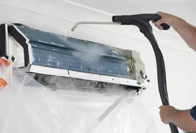 Dịch vụ vệ sinh máy lạnh tại nhà Nguyễn Kim