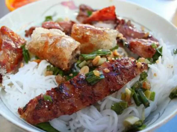 Bún Nem Nướng - Nguyễn Văn Cừ