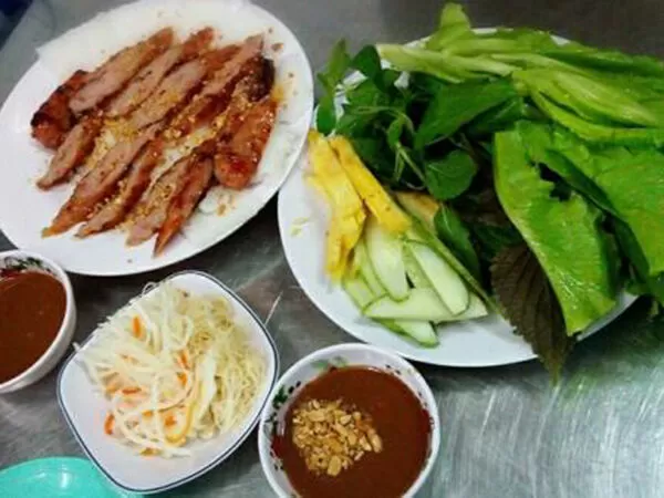 Nem nướng Hai Vân