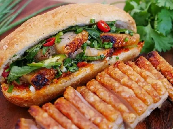 A Lủ - Bánh Mì Nem Nướng