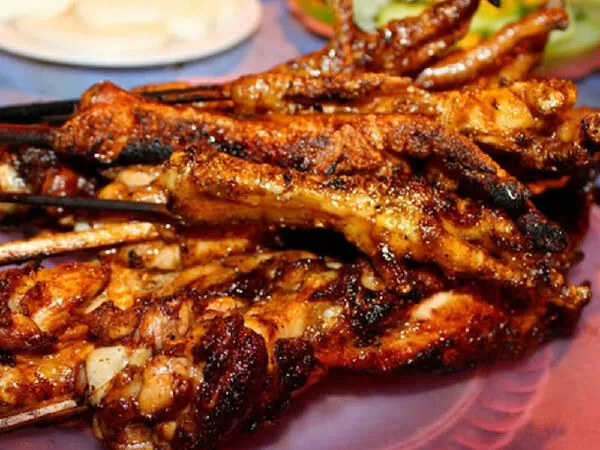 Chân gà nướng Bà Triệu