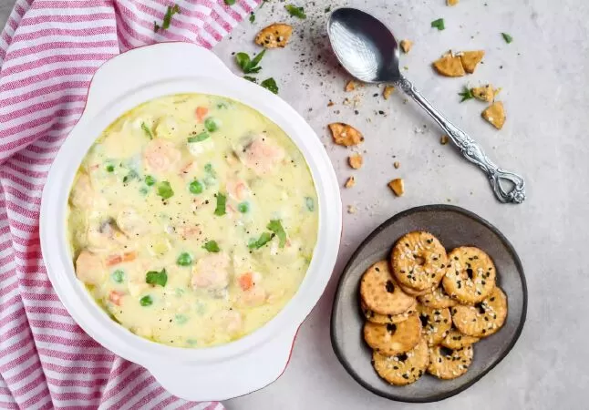 Súp chowder cá hồi tươi