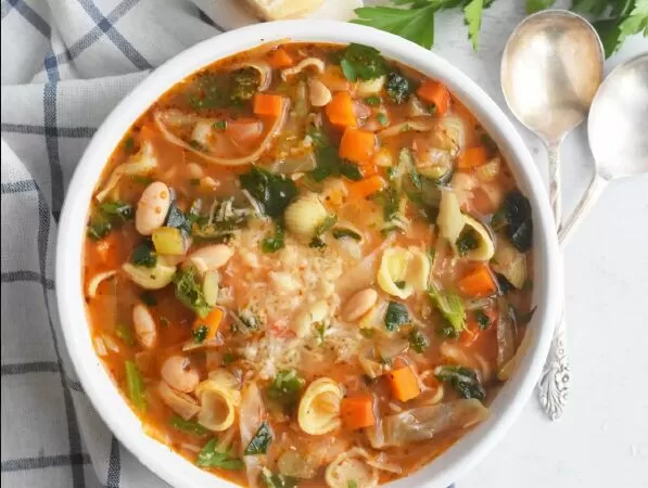 Súp Minestrone ăn liền
