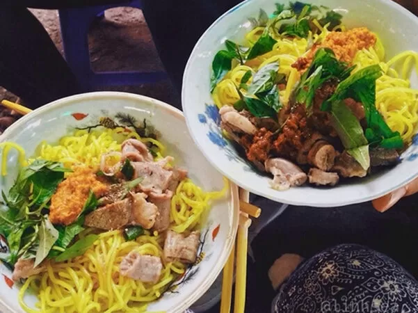 Kim Noodle - Bún lòng xào nghệ