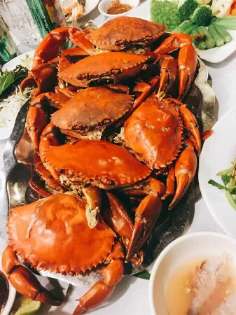 Vựa cua biển Út Kiệt
