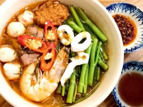 Ừ Thì Nhà Quê