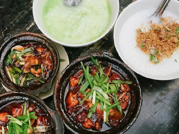 Cháo ếch chợ Tân Định