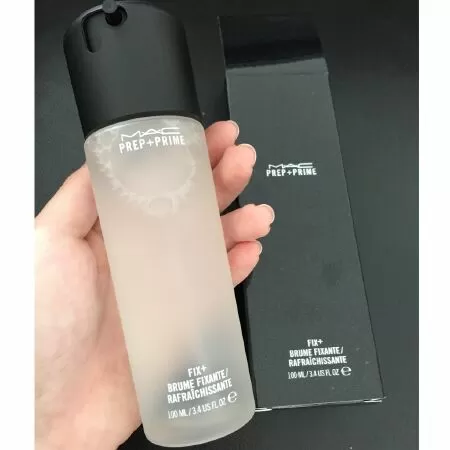 Xịt khoáng dưỡng da tốt nhất: MAC Prep + Prime Fix +