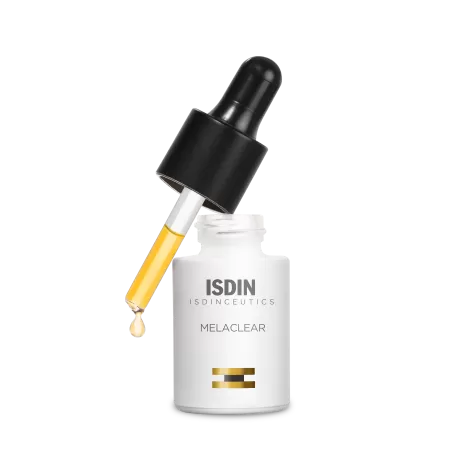 Sản phẩm tẩy tế bào chết: Isdin Isdinceutics MelaClear