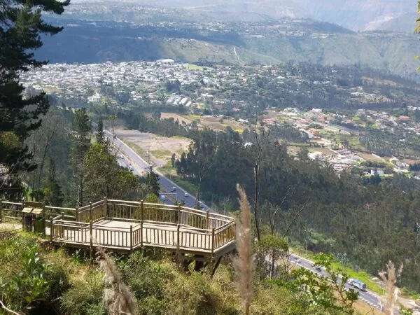 Điểm tham quan đẹp ở Quito: công viên Parque Metropolitano