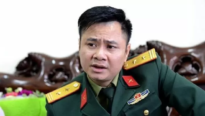NSND Tự Long