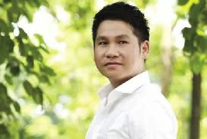 Ca sỹ Trọng Tấn