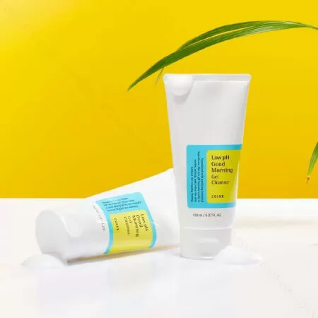 Sữa Rửa Mặt Trị Mụn Cosrx Low Ph Morning