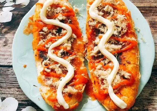 Công thức làm bánh mì nướng muối ớt