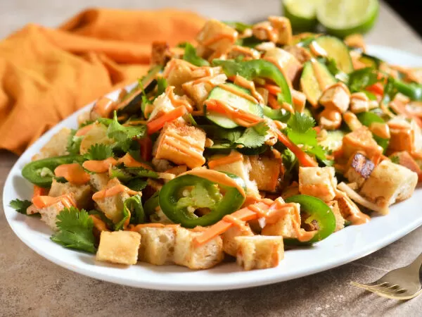 Công thức làm Salad bánh mì