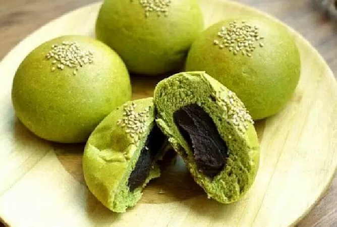 Công thức làm bánh mì trà xanh nhân đậu đỏ