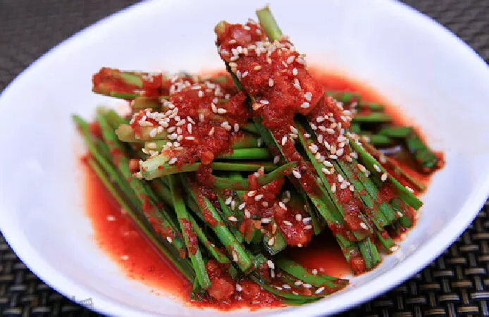 Công thức làm kim chi lá hẹ