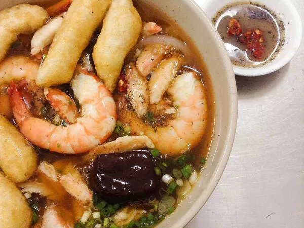 Bánh Canh Cua Út Lệ