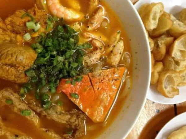 Bánh Canh Cua E22