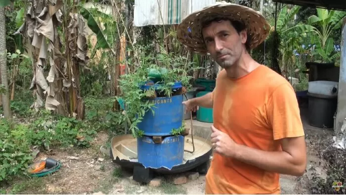 Kênh youtube làm vườn hữu cơ hay nhất: Work With Nature - How to Grow Food!