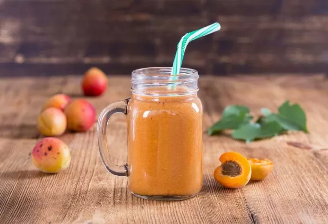 Sinh tố ngon nhất cho bữa sáng: Sinh tố mơ - đào