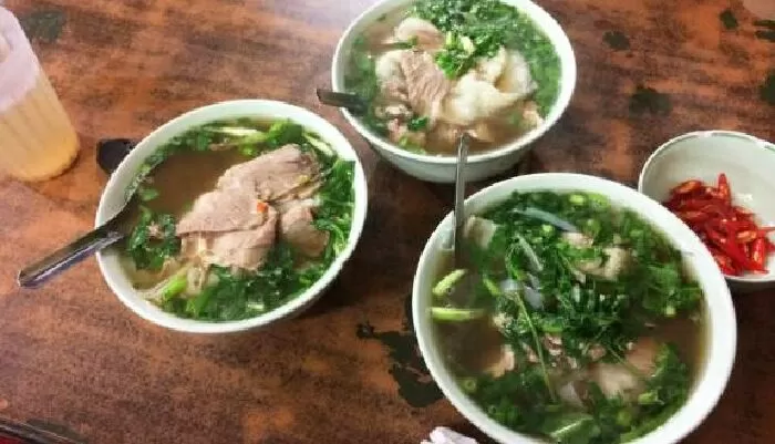 Phở Vũ Đông Tác