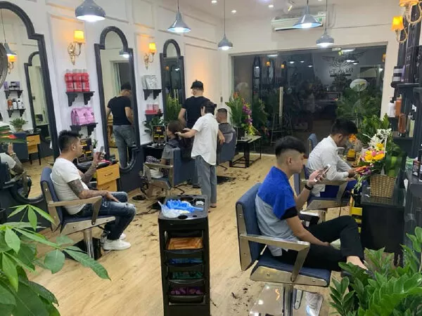 Hair Salon Tóc A Trí