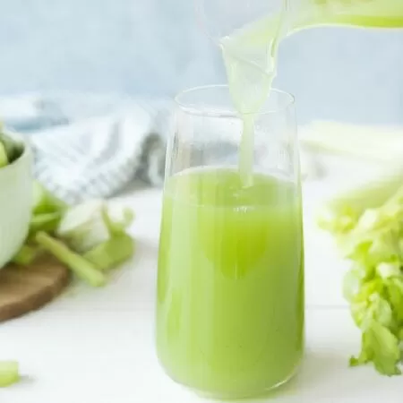 Nước ép rau cần tây có công dụng phục hồi sức khỏe