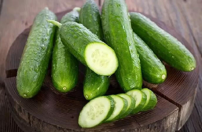 Nước ép dưa leo có công dụng ngăn ngừa hôi miệng